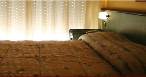 Hotel San Nazario Вараце Стая снимка
